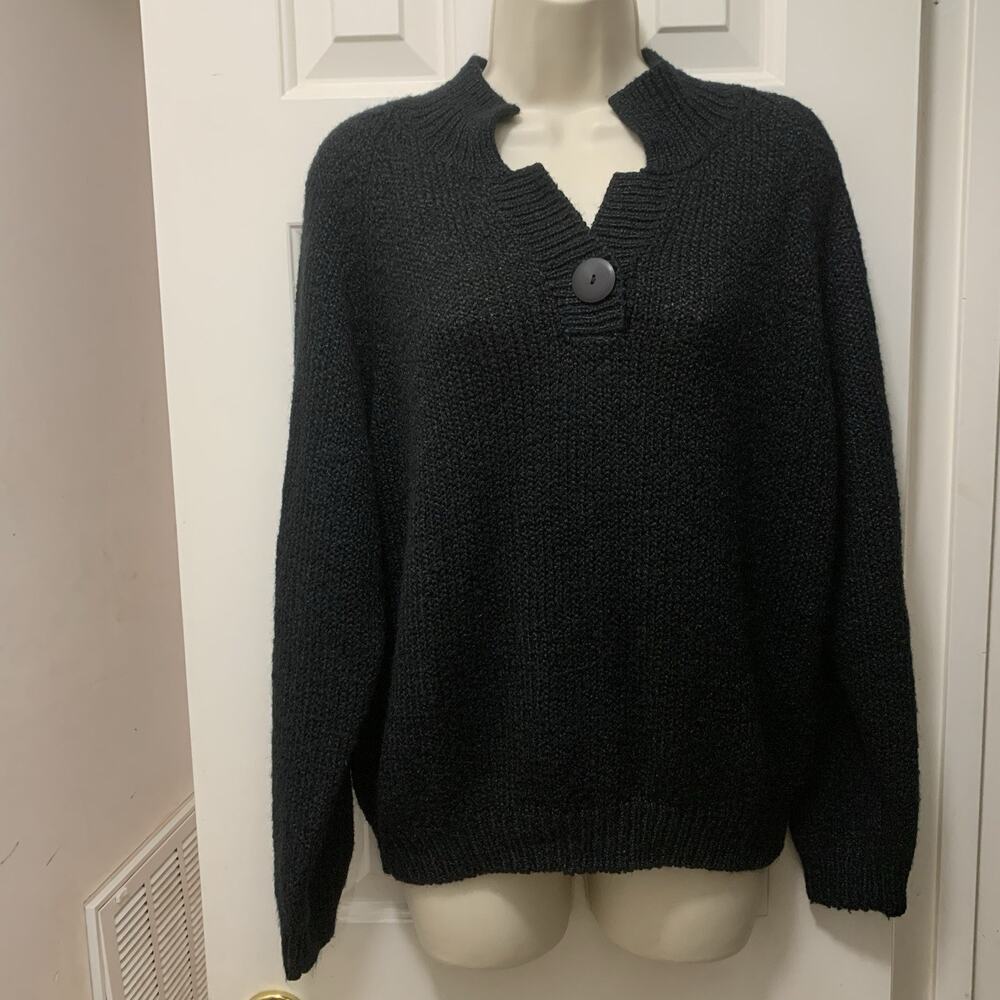 Vintage 80s Club Q Black Chunky Ribbed Knit Sweater Small Button Made in Taiwan